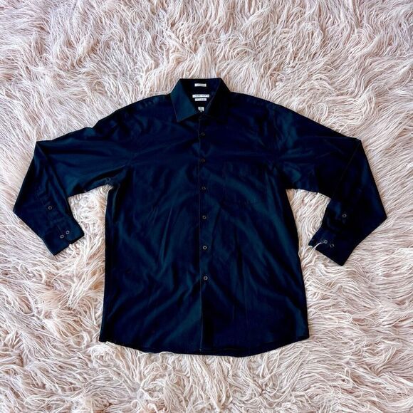 Van Heusen Other - Black Van Heusen Dress Shirt